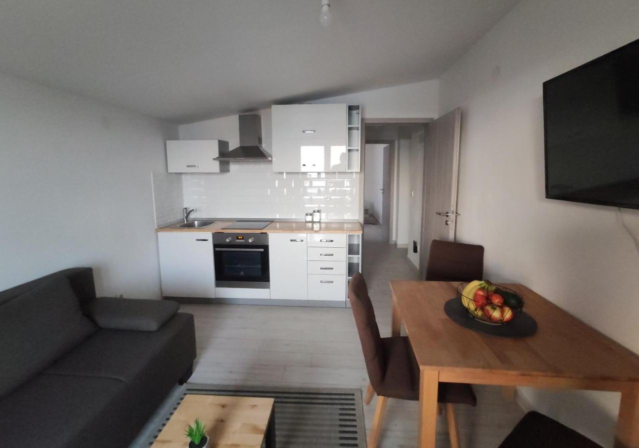 Matej 3 Apartment Zadar Exterior photo
